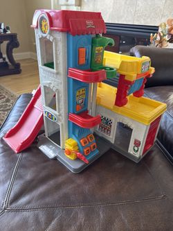 Fisher Price Little People Parking Garage