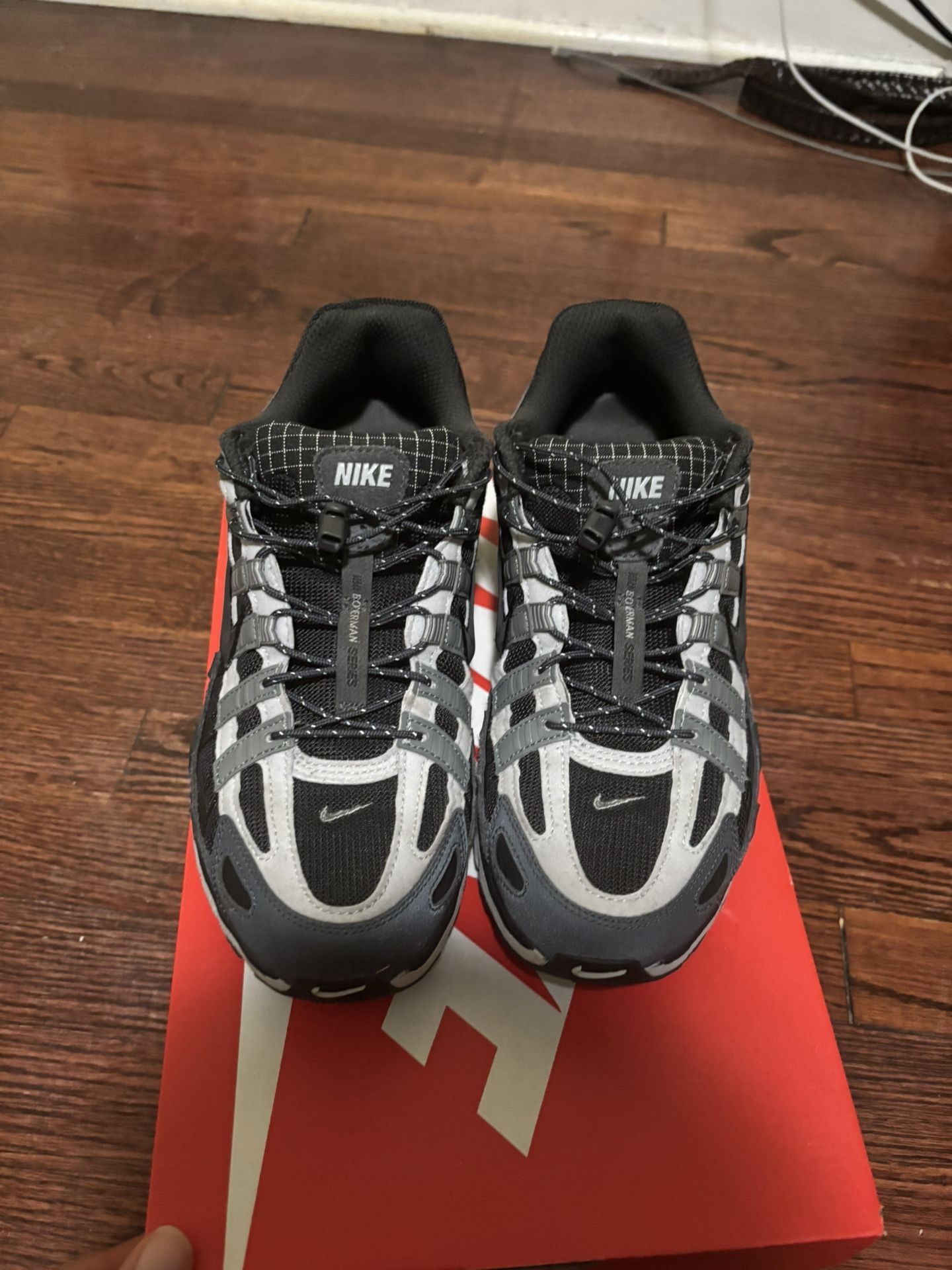 Nike P-6000 Size 9 Men’s (Lightly Used)