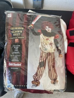 Scary Clown Halloween Costume