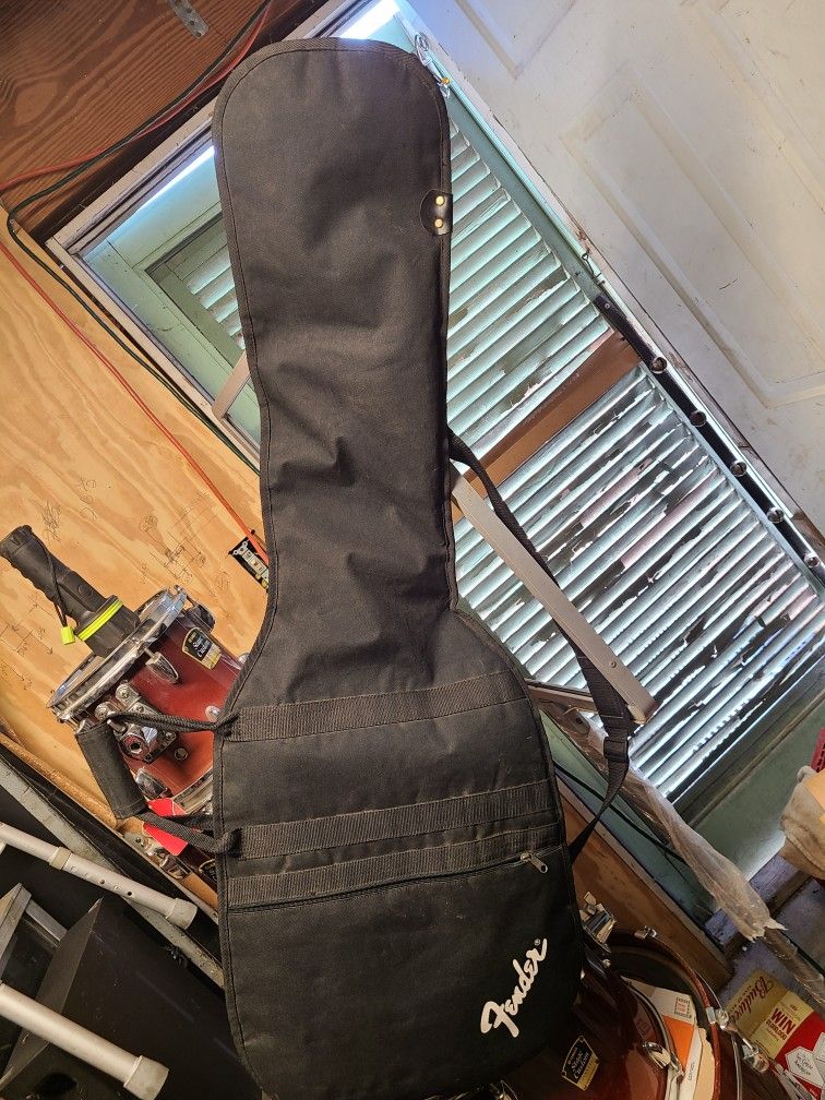 Fender Padded Guitar Carrying Bag