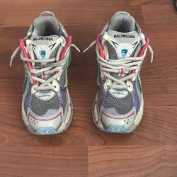 Balenciaga Runner