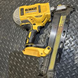 DeWalt 20v 21° Cordless Framing Nailer