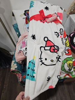 Hello Kitty Christmas Blanket 