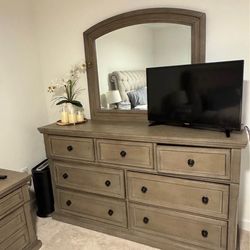 Dresser and end tables