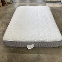 Mattress, Queen Size