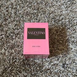 Valentino Perfume Pink