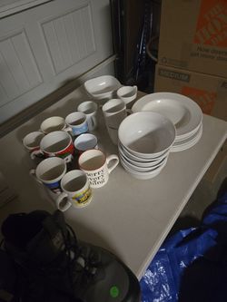 Ceramic Bowls, Mugs And Plates
