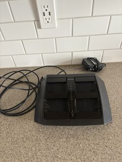 Night Hawk X6 Router