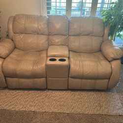 Couch/loveseat