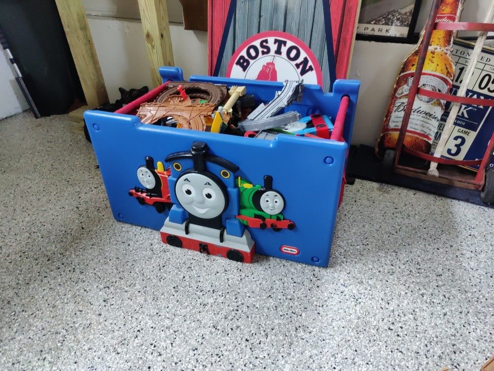 Thomas And Friends Toy Box