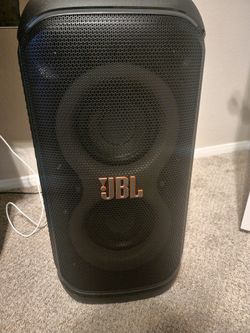 JBL PartyBox 320 Karaoke System