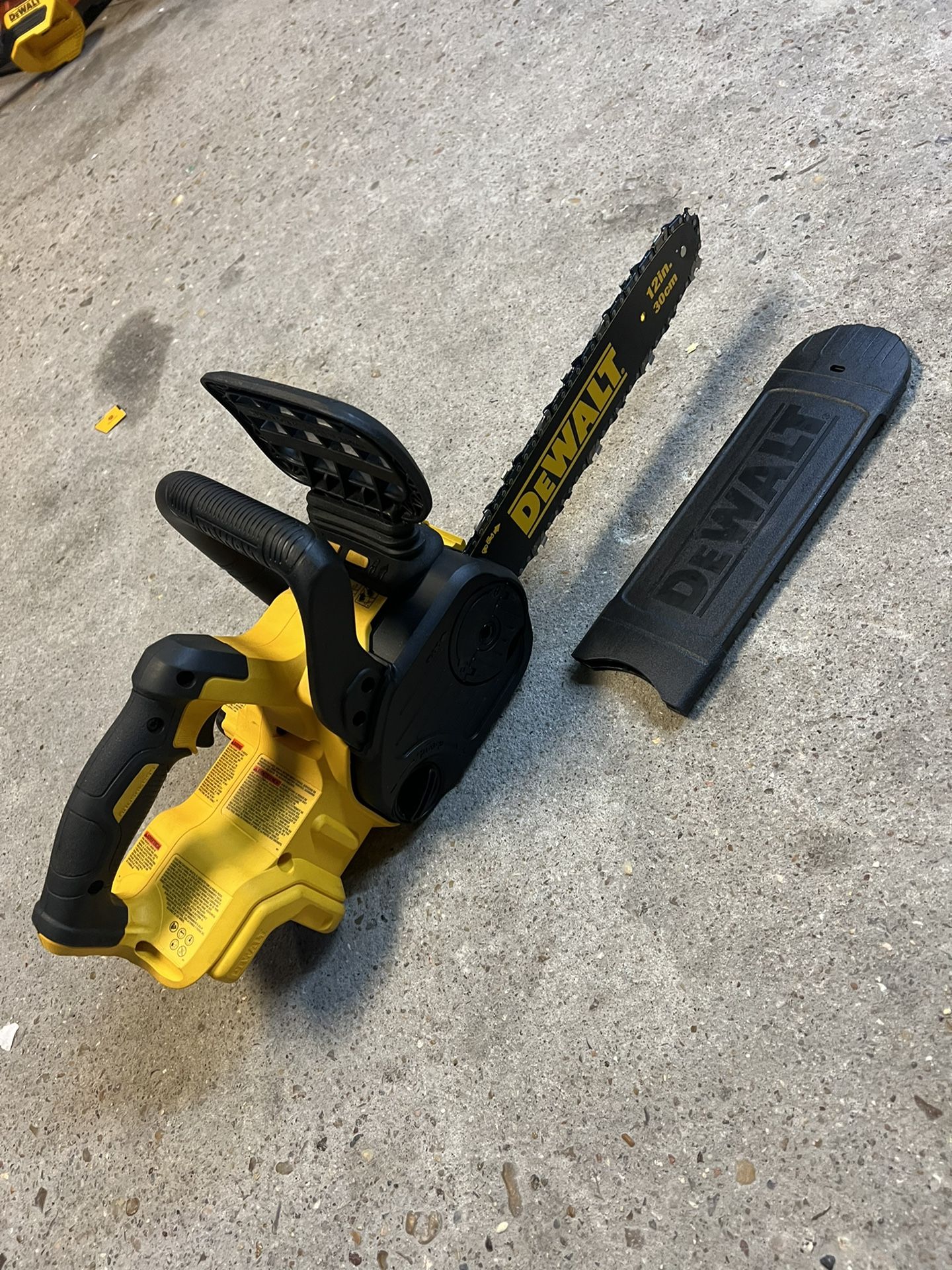 Dewalt 12in Chainsaw 20v (tool Only)
