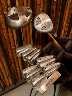 Titleist & Tommy Armour Golf Club Set - Mizuno Putter, Ping Bag