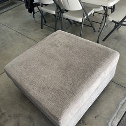 ASHLEY FURNITURE BAVARIAN OTTOMAN (Large)