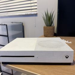 X Box  One S With Black Custom Controller With Paddles