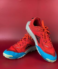 Nike Air Zoom Terra Kiger 8 Size 11.5