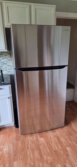 LG Top Bottom fridge stainless steel