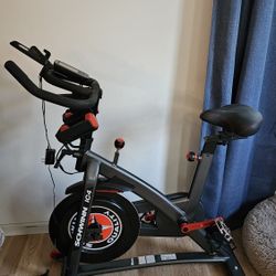 Stationary Bike - Schwinn IC4