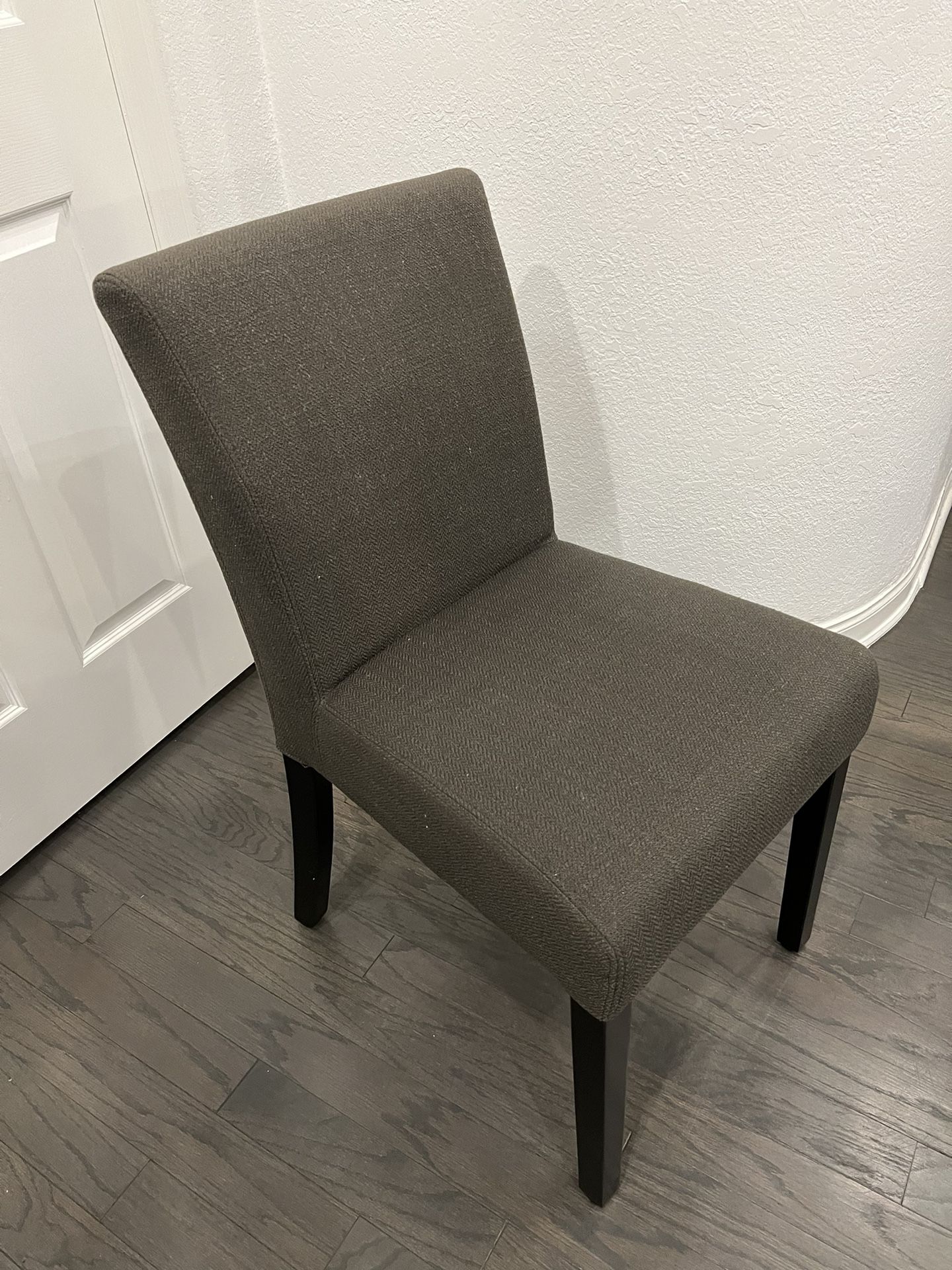 Crate & Barrel Dining Chair Set (4)