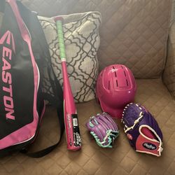 Girls Baseball Gear 