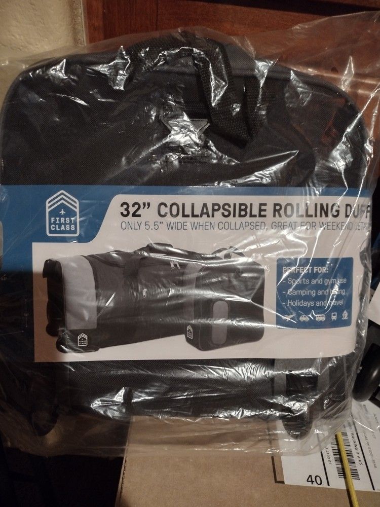 32" Collapsible Rolling Duffle Bags