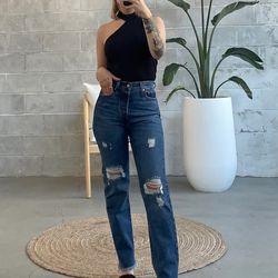 NEW Womens Levis Sz 29 Jeans Wedgie Straight Destructed 8 US Medium Wash Ankle Length 28 High Rise