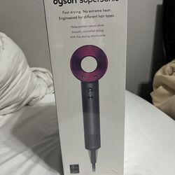 Dyson supersonic hairdryer