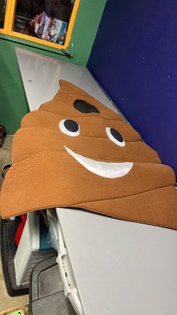 Halloween costume emoji face