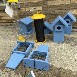 Bird Feeders And Tree Houses 