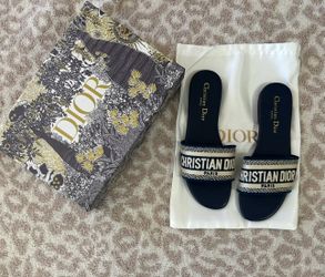 Christian Dior Black Slide Sandals $125 **READ DESCRIPTION**