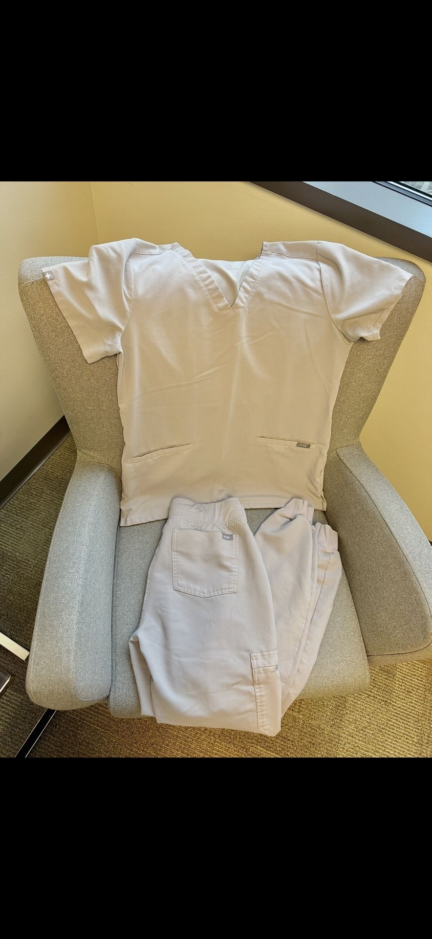 XS Figs Scrubs
