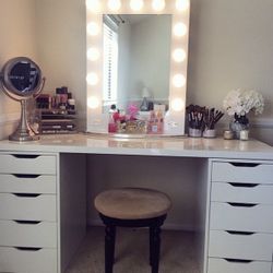 Hollywood Iconic Vanity Mirror 