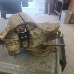 Vintage Colombian VISE