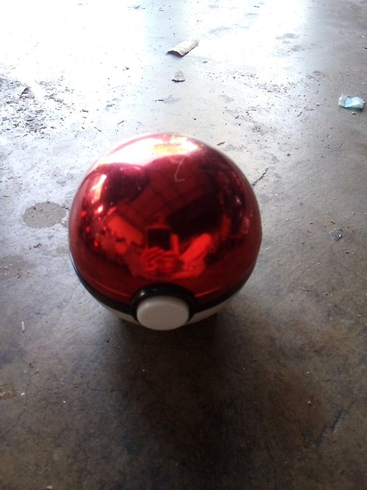 Mewtwo Pokemon Ball Trading Card