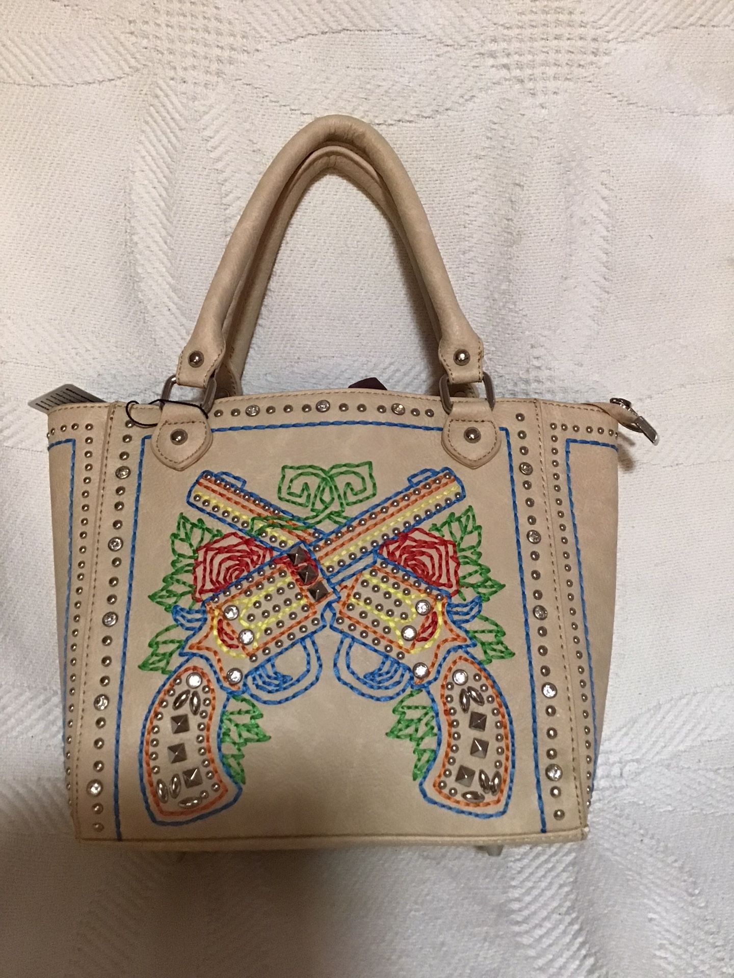 NWT MONTANA WEST CROSSED GUN PISTOL FLOWER MESSAGER BAG PURSE WITH DUST BAG