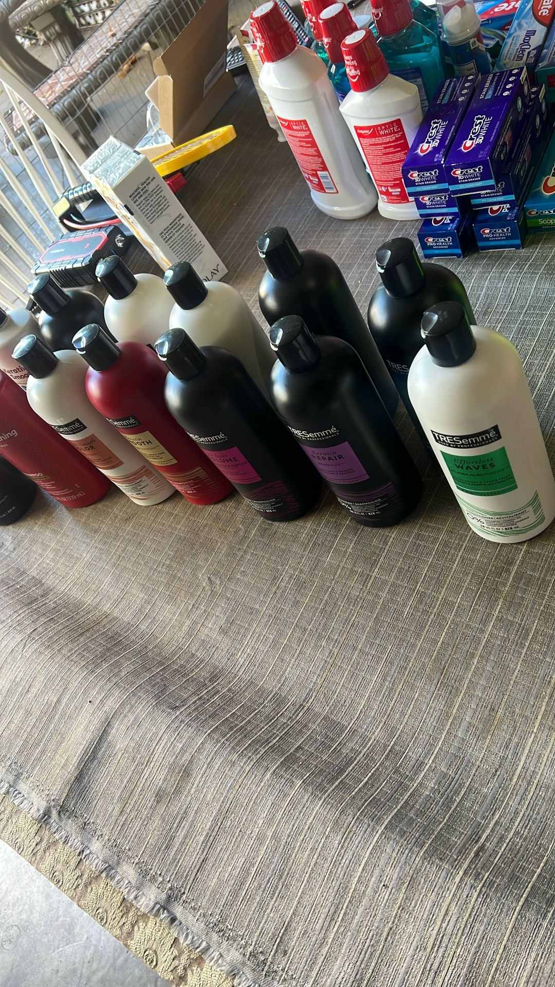 Shampoo And Conditioner Combo (TRESemmé)