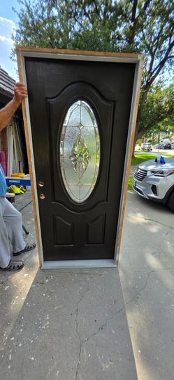 36x80 front door like new, ready to install.