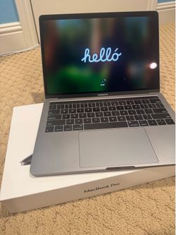 2018 Macbook Pro 13 in i7