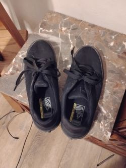 Vans black