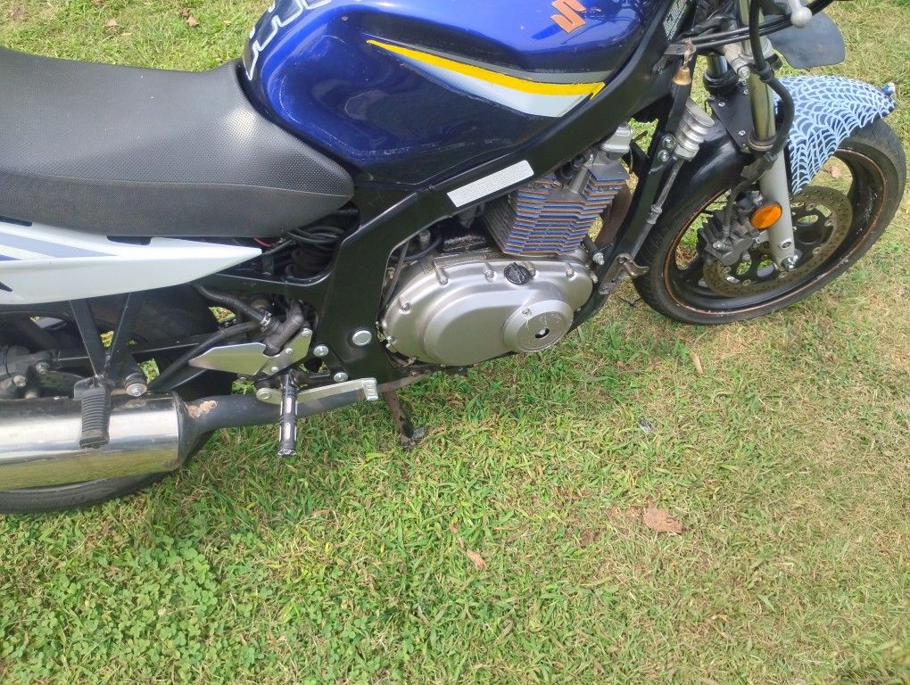 2001 Suzuki GS500F