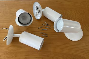 Spotlight light fixtures and bulbs (Primelite Mfg Co Model 57-60)