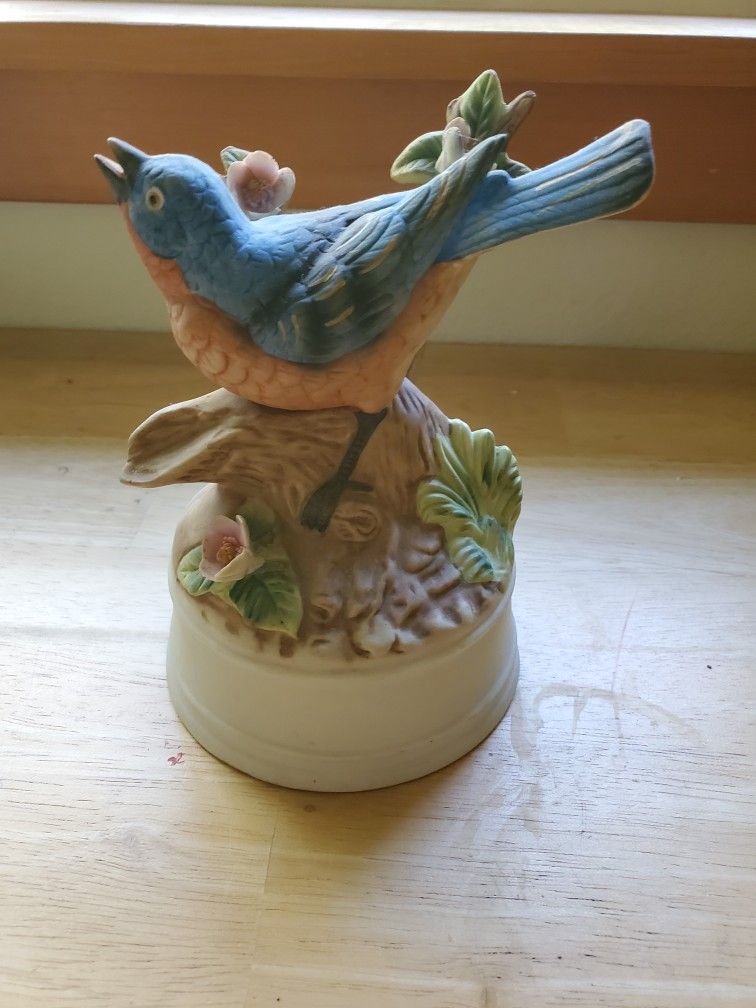 Rare Vintage Bluebird Music Box Figurine Mann Milano Porcelain Eda Blue Bird Musical