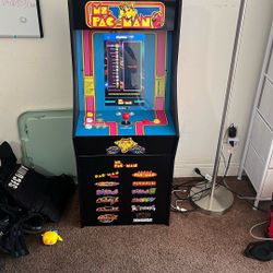 Ms. Pac-man Arcade