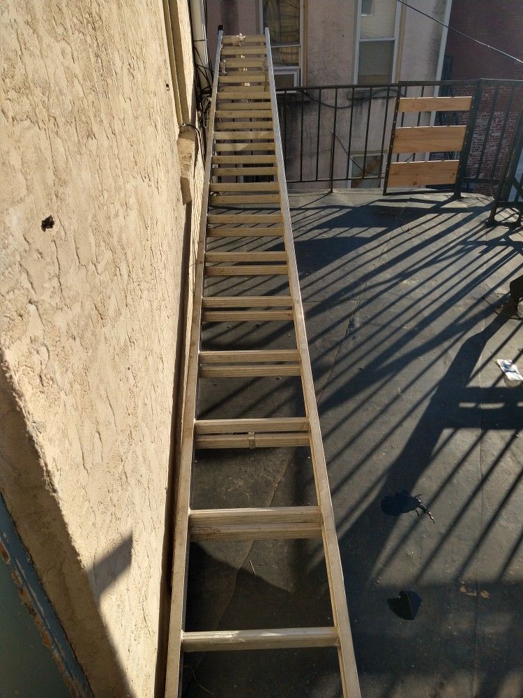 32 Foot Extension Ladder