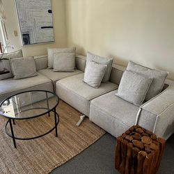 Moving out of state ! all for 1,000 full living room