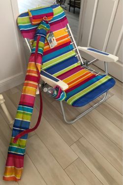 7Ft Beach Umbrella with Tilt and Beach Chair with 4 Adjust position, cup and Cel phone holder.  SET OF BOTH  $45