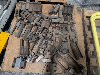 Steel chuck jaws - SMW die cart with 3 jaw chucks