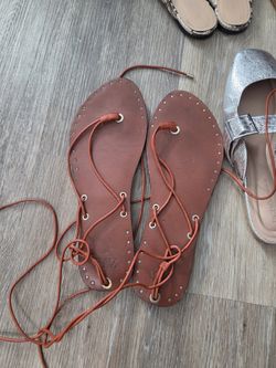 H&M Brown Braided Thong Sandals – 10 – $15