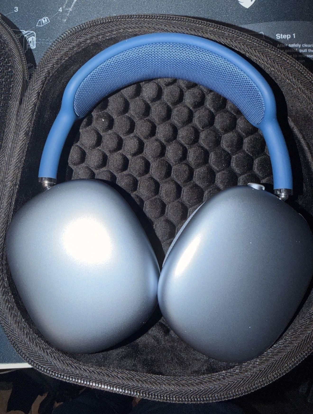 Apple AirPod Max Pro Blue