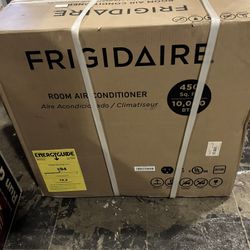 Frigidaire Medium Window Air Conditioner. BTU 10000. 115 Volt. New. Never Been Used Or Opened(See Pictures)